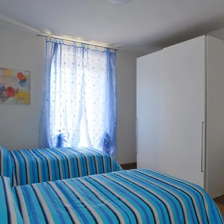 Guest house Quarte Sayal 2*